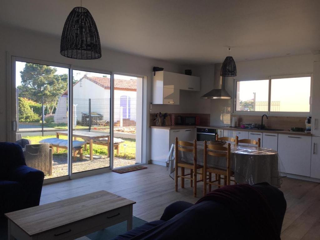Maison Cosy A 400 M De La Mer! Saint-Vincent-sur-Jard Exterior foto